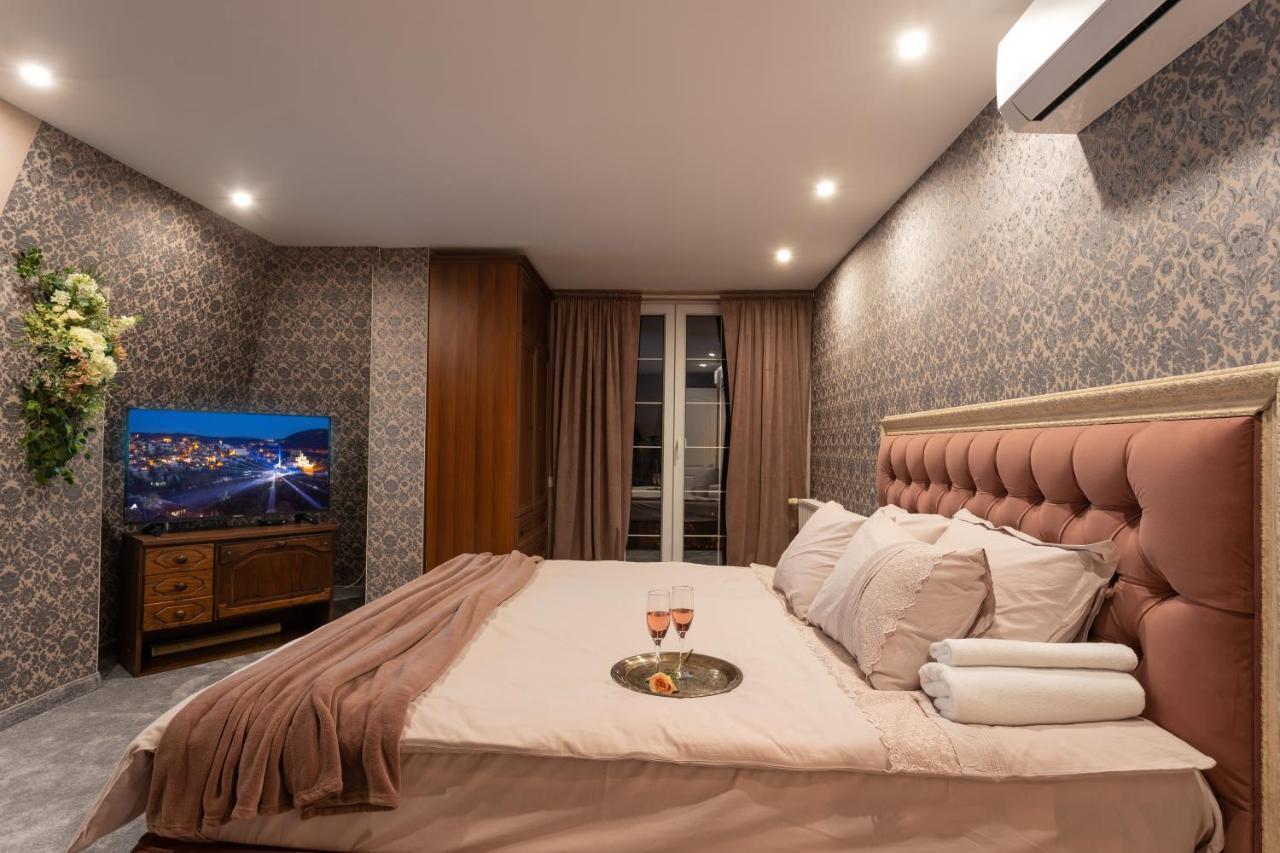 Luxury Private House In City Center Veliko Tárnovo Exterior foto